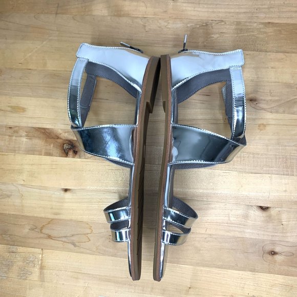 NWOT EILEEN FISHER Cici Velcro Sandal in Silver Sz 8.5 - Picture 5 of 12